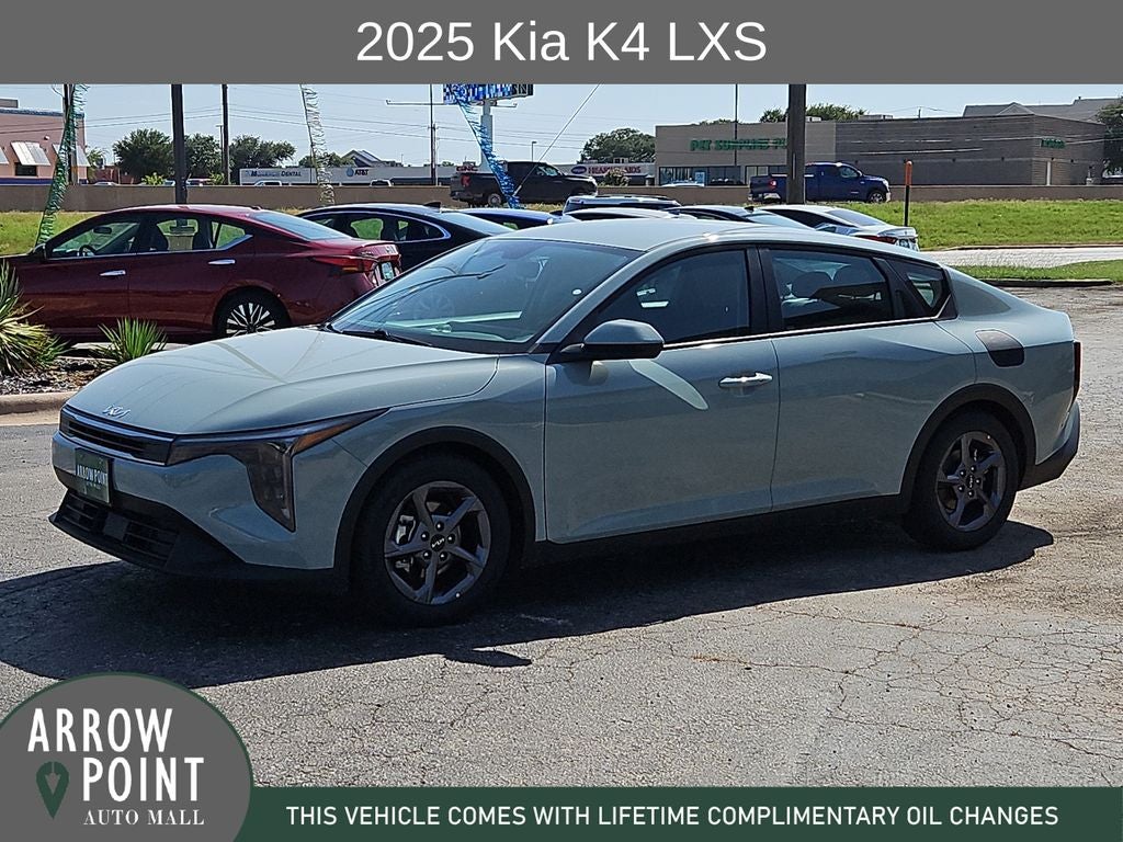 2025 Kia K4 LXS