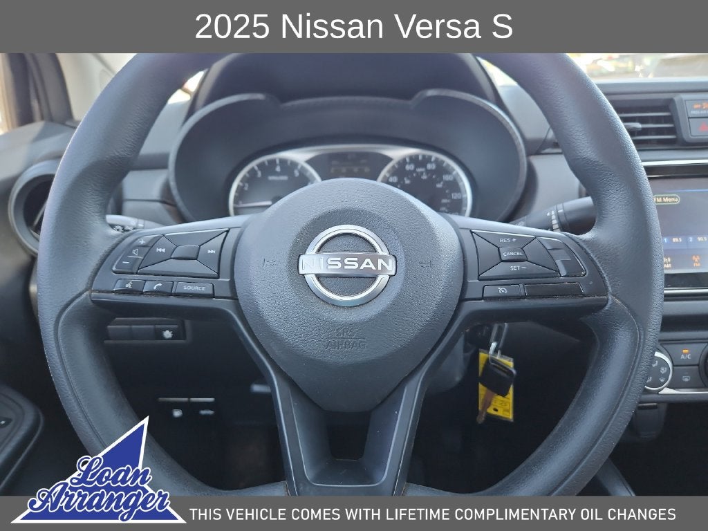 2025 Nissan Versa 1.6 S