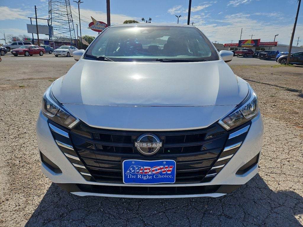 2024 Nissan Versa 1.6 SV