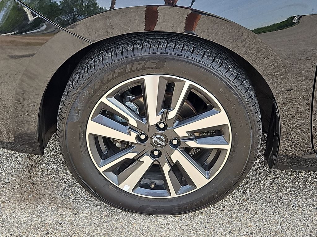 2024 Nissan Versa 1.6 SV