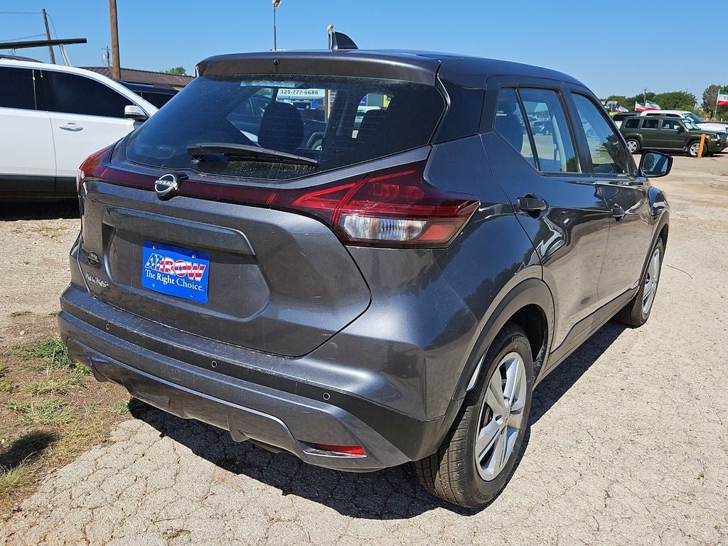 2023 Nissan Kicks S