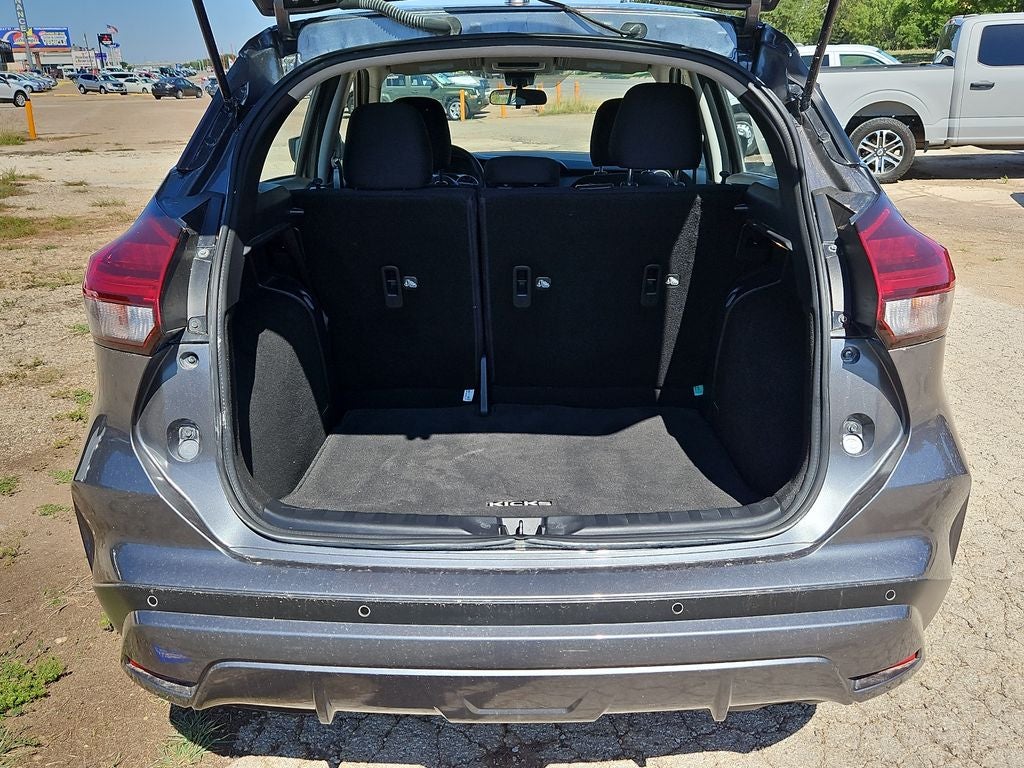 2023 Nissan Kicks S
