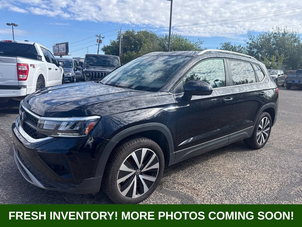2024 Volkswagen Taos 1.5T SE