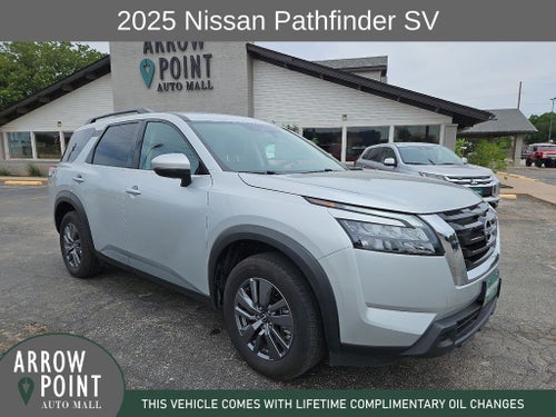 2025 Nissan Pathfinder SV