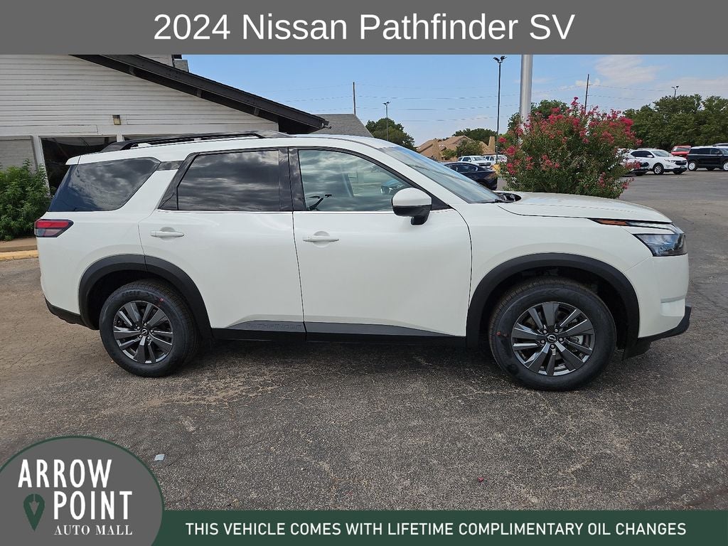 2024 Nissan Pathfinder SV