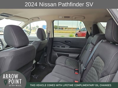 2024 Nissan Pathfinder SV