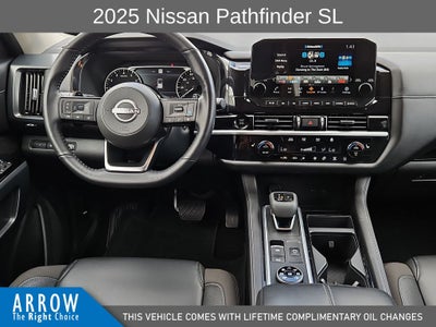 2025 Nissan Pathfinder SL