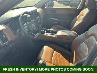 2024 Nissan Pathfinder Platinum