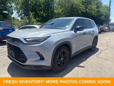 2025 Toyota Grand Highlander Hybrid Nightshade Edition
