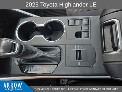 2025 Toyota Highlander LE
