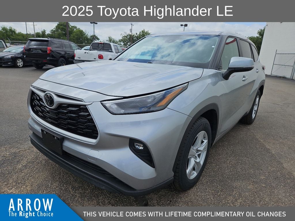 2025 Toyota Highlander LE