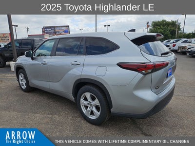 2025 Toyota Highlander LE