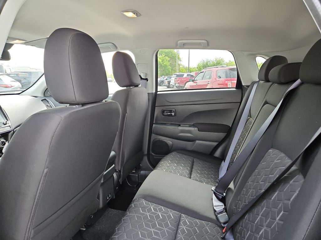 2026 Mitsubishi Outlander Sport 2.0 LE