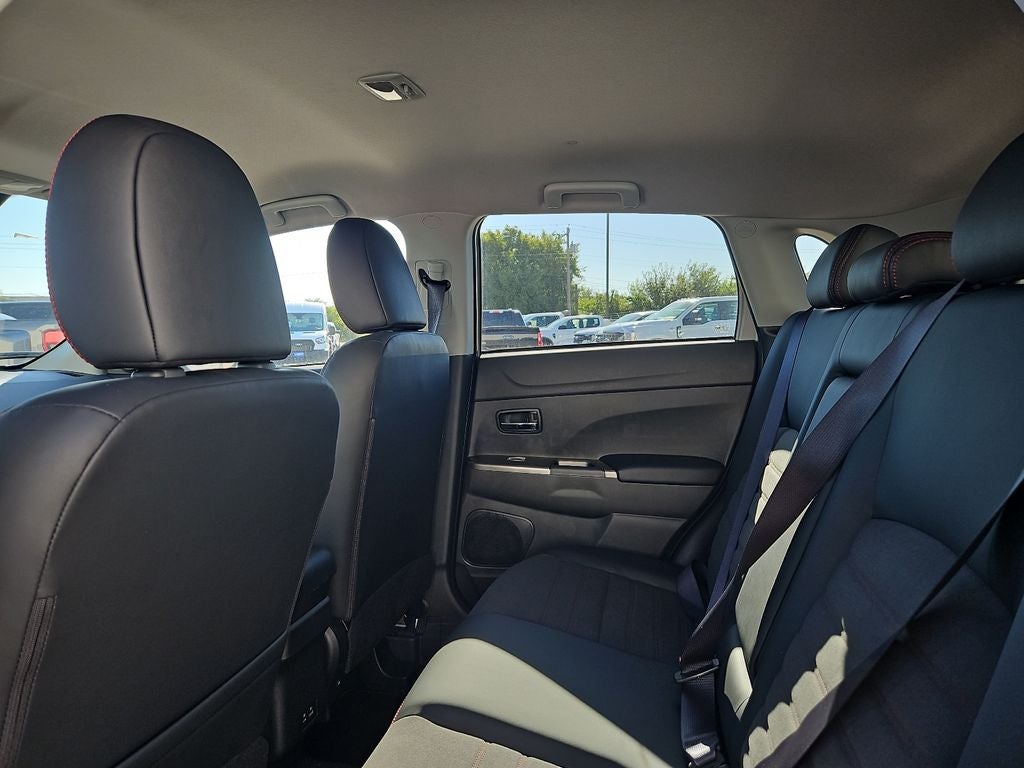 2025 Mitsubishi Outlander Sport 2.0 SE