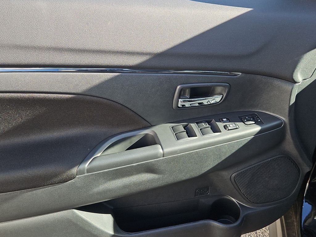 2026 Mitsubishi Outlander Sport S