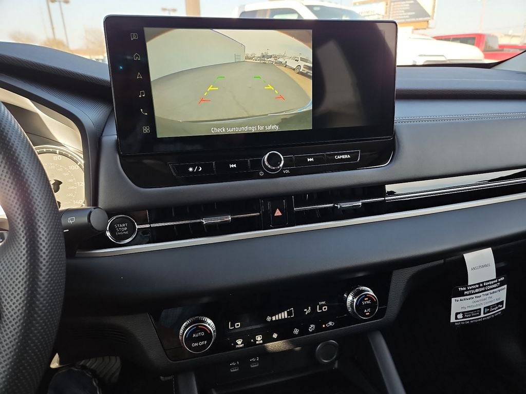 2026 Mitsubishi Outlander ES