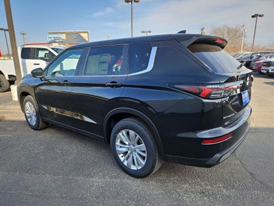 2026 Mitsubishi Outlander ES