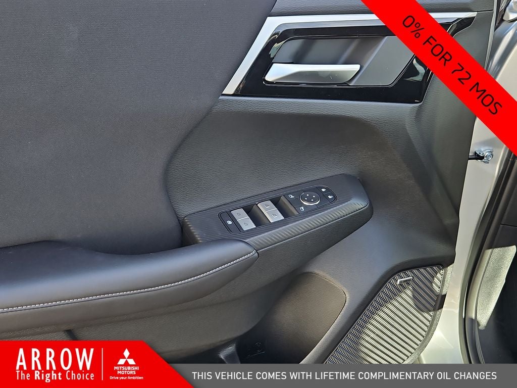 2026 Mitsubishi Outlander ES