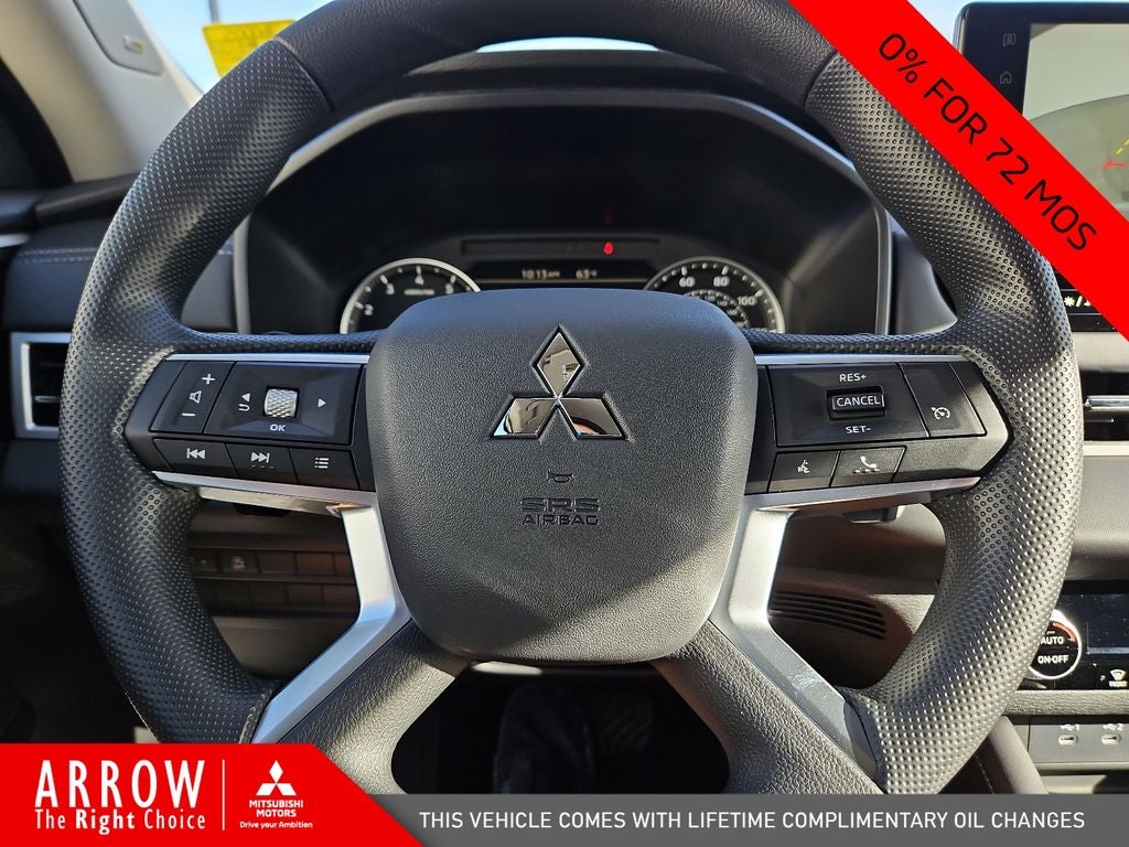 2026 Mitsubishi Outlander ES