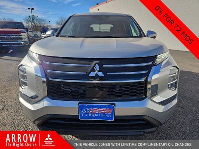 2026 Mitsubishi Outlander ES