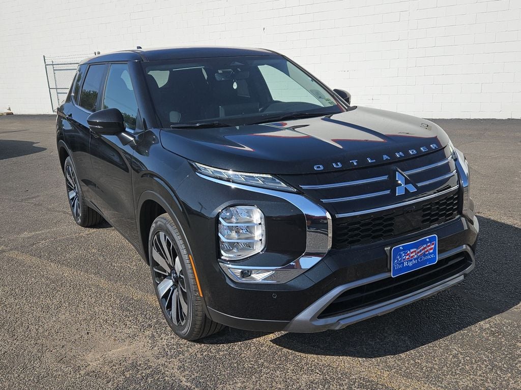 2025 Mitsubishi Outlander SE