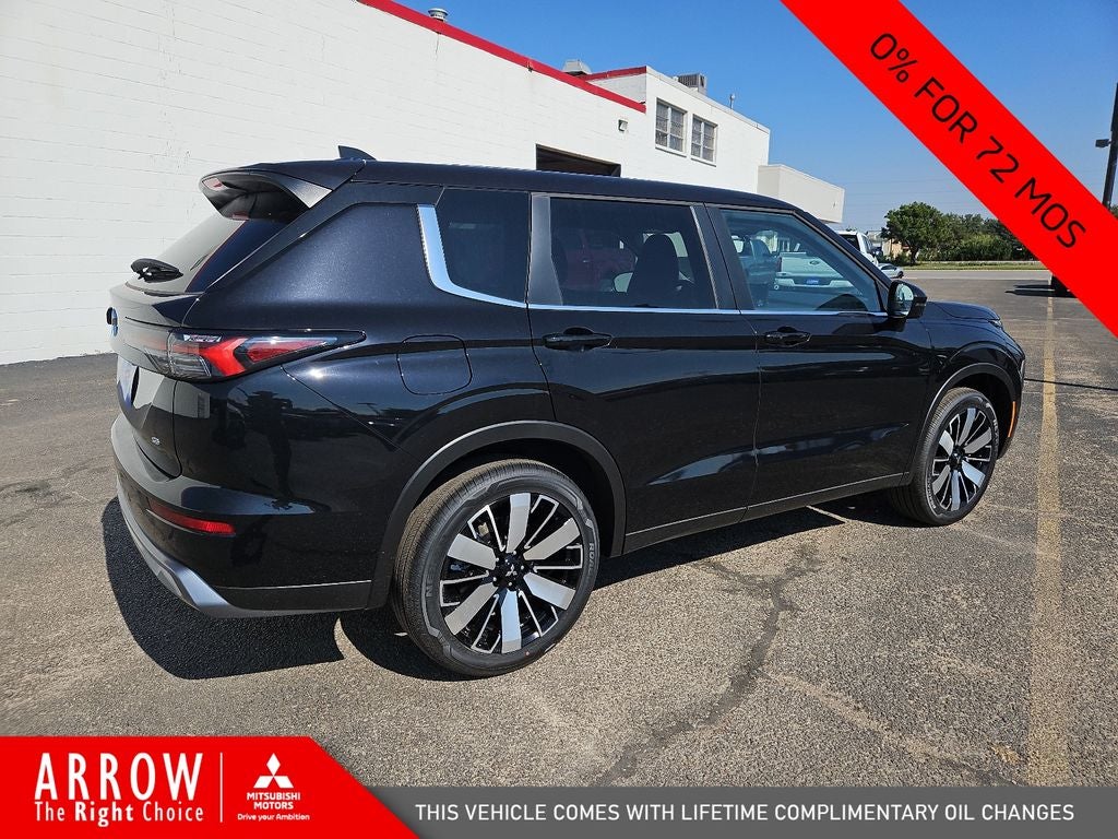 2025 Mitsubishi Outlander SE