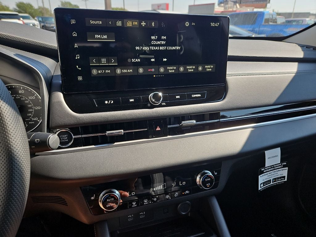 2025 Mitsubishi Outlander SE