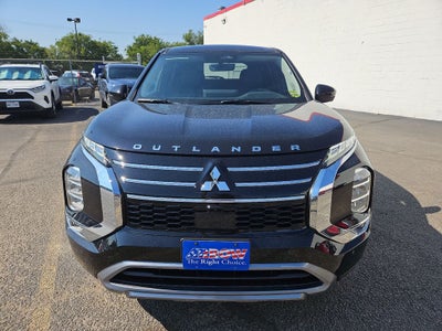 2025 Mitsubishi Outlander SE