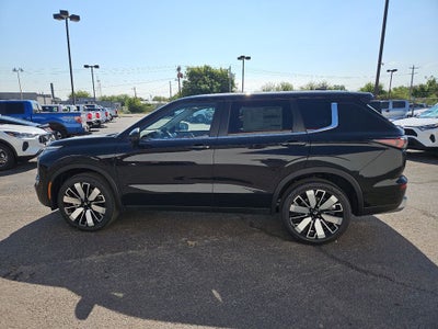 2025 Mitsubishi Outlander SE