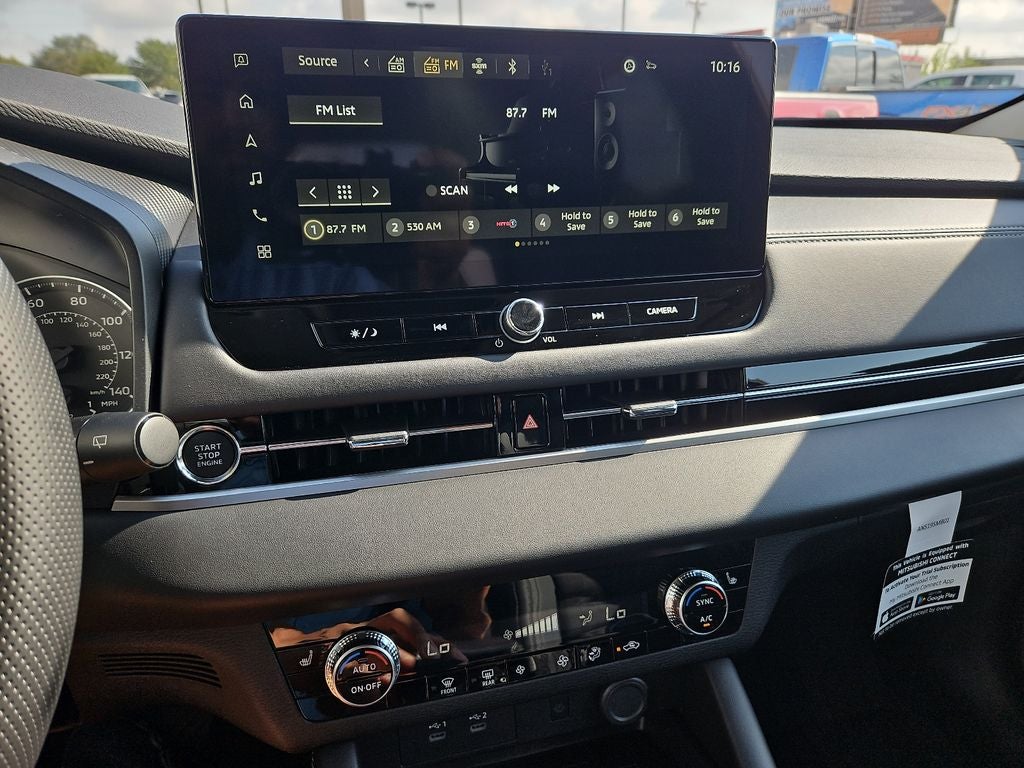 2025 Mitsubishi Outlander SE