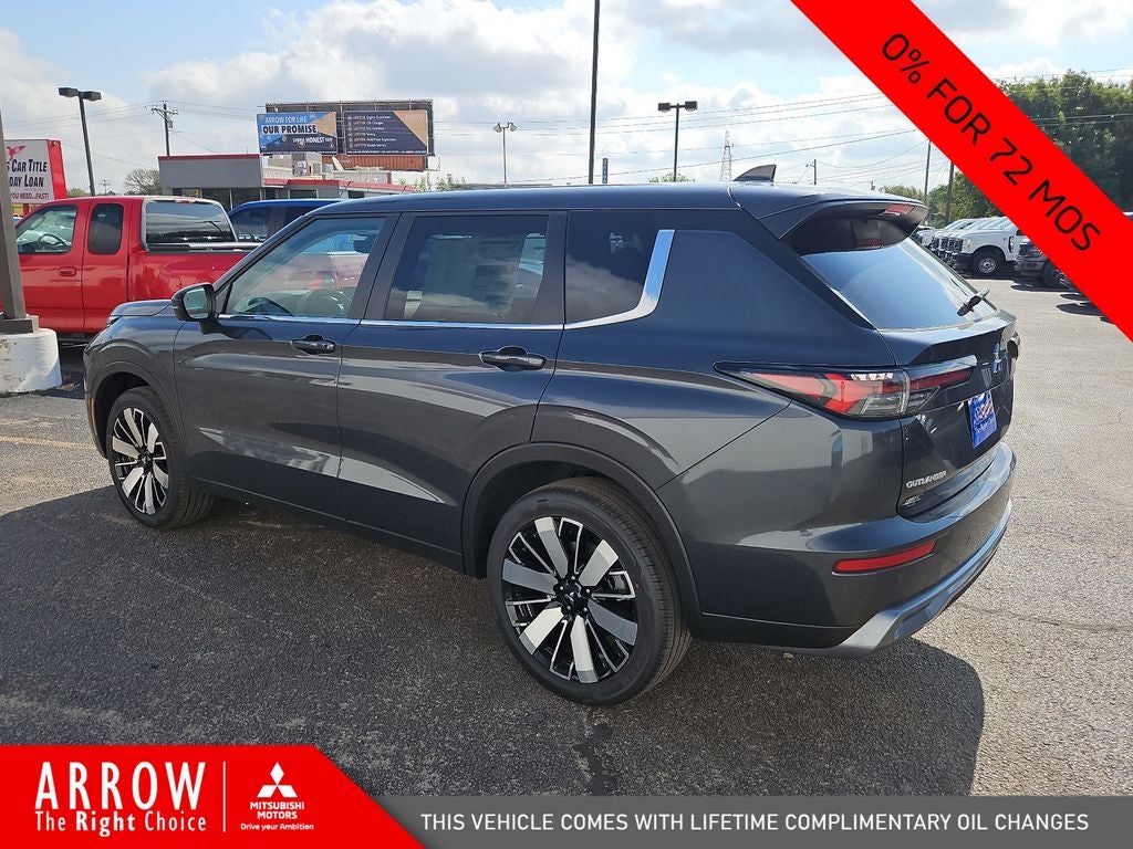 2025 Mitsubishi Outlander SE