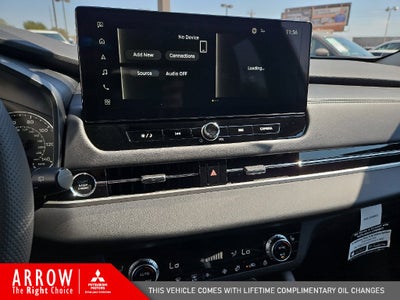 2026 Mitsubishi Outlander SE