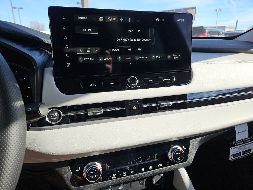 2026 Mitsubishi Outlander SE