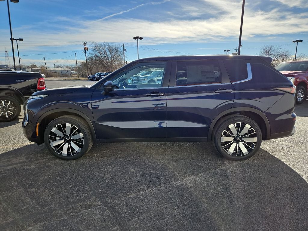 2026 Mitsubishi Outlander SE