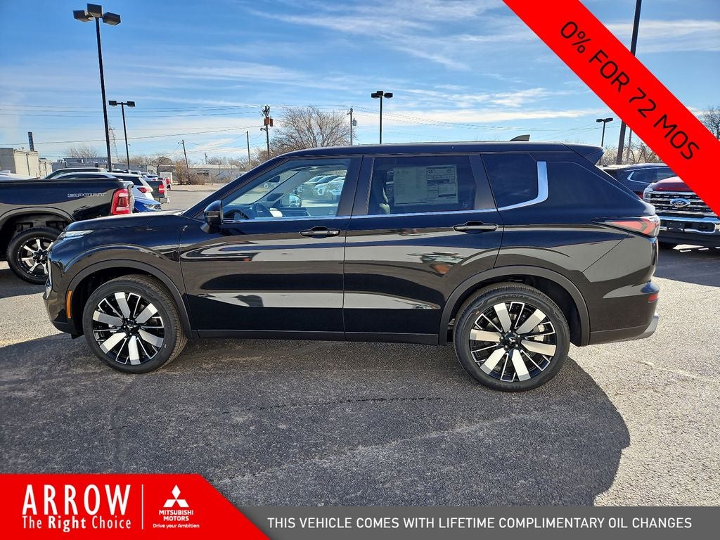 2026 Mitsubishi Outlander SE