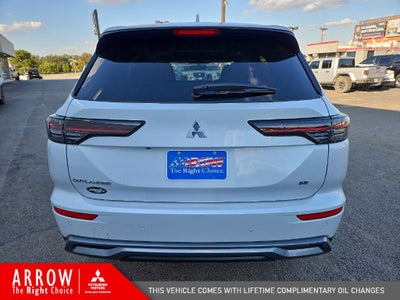 2026 Mitsubishi Outlander SE