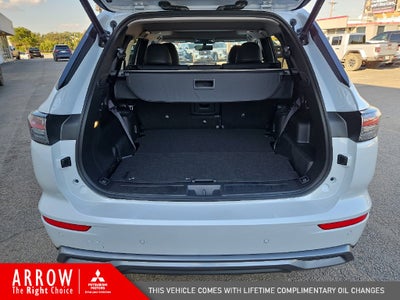 2026 Mitsubishi Outlander SE