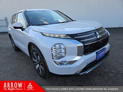 2026 Mitsubishi Outlander SE