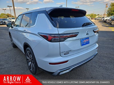 2026 Mitsubishi Outlander SE