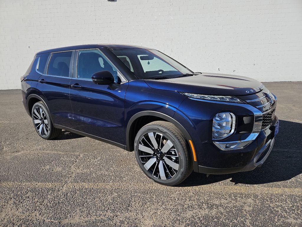 2026 Mitsubishi Outlander SE