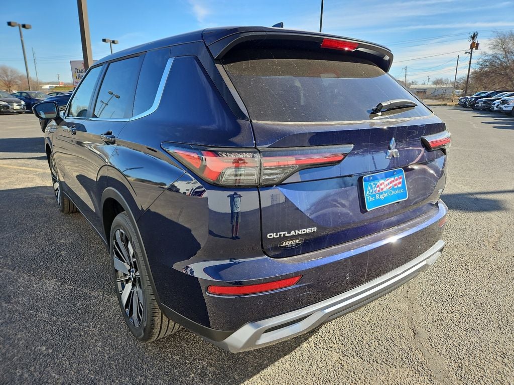 2026 Mitsubishi Outlander SE