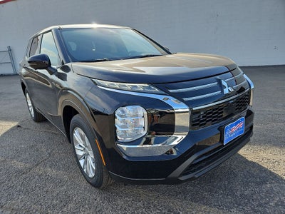 2026 Mitsubishi Outlander ES