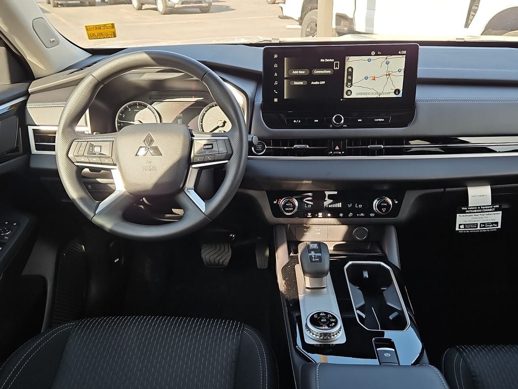 2026 Mitsubishi Outlander ES