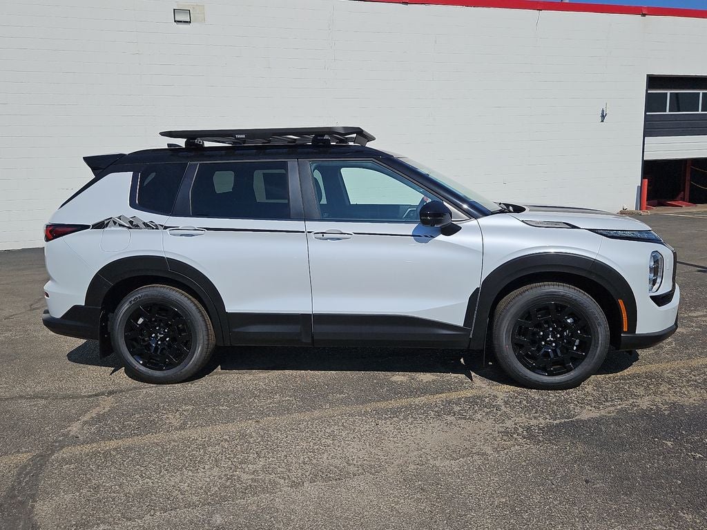 2025 Mitsubishi Outlander Trail Edition