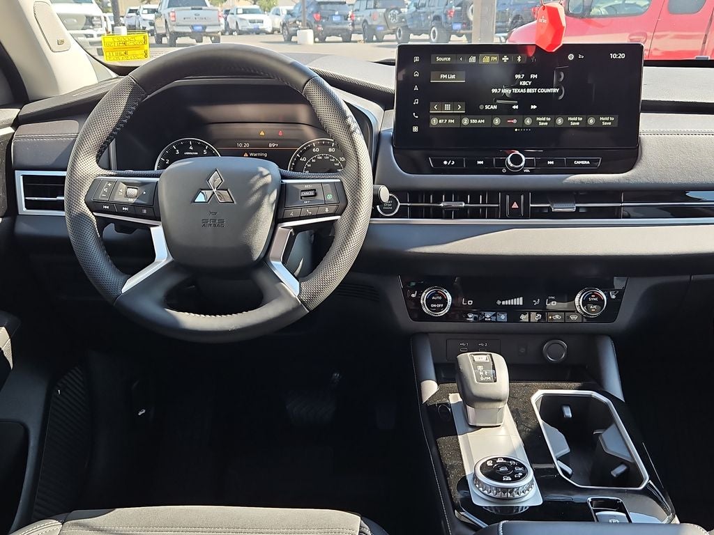 2025 Mitsubishi Outlander Trail Edition