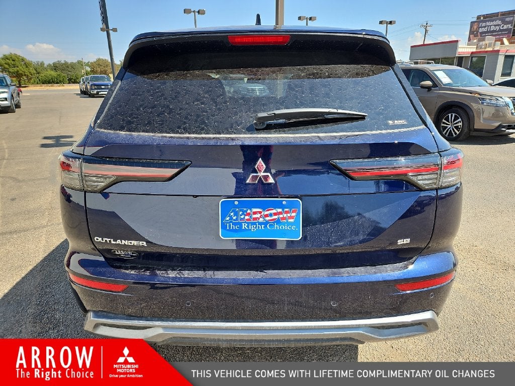 2026 Mitsubishi Outlander SE