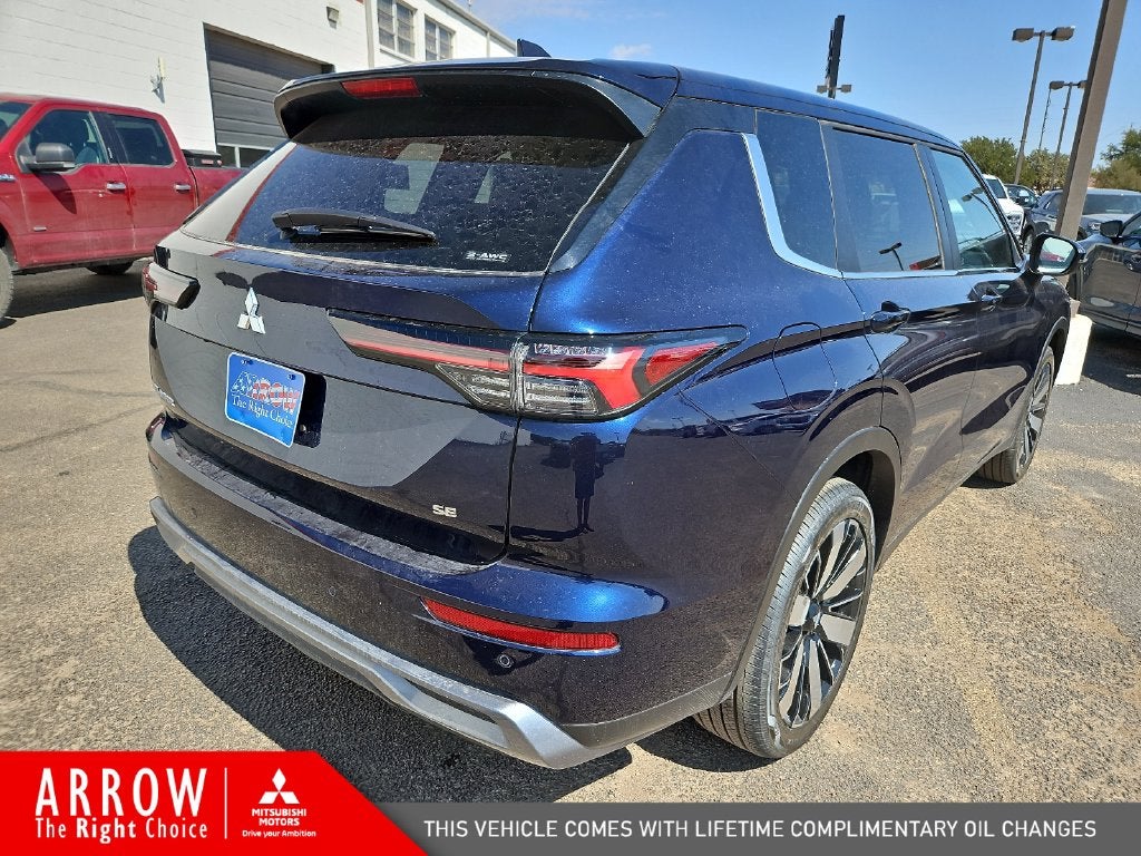 2026 Mitsubishi Outlander SE
