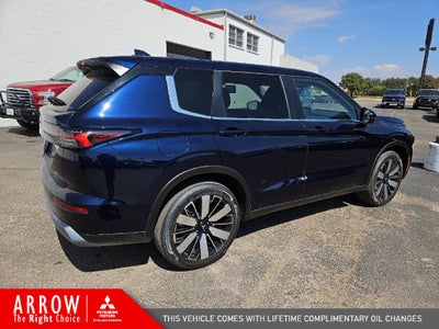 2026 Mitsubishi Outlander SE