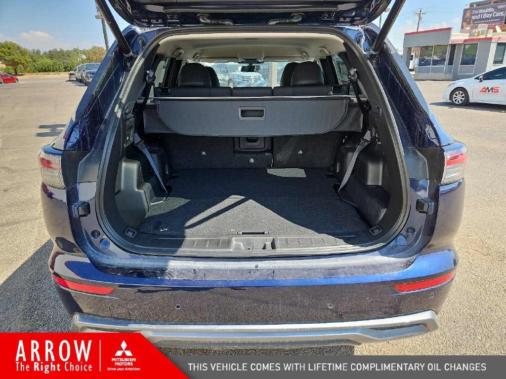 2026 Mitsubishi Outlander SE