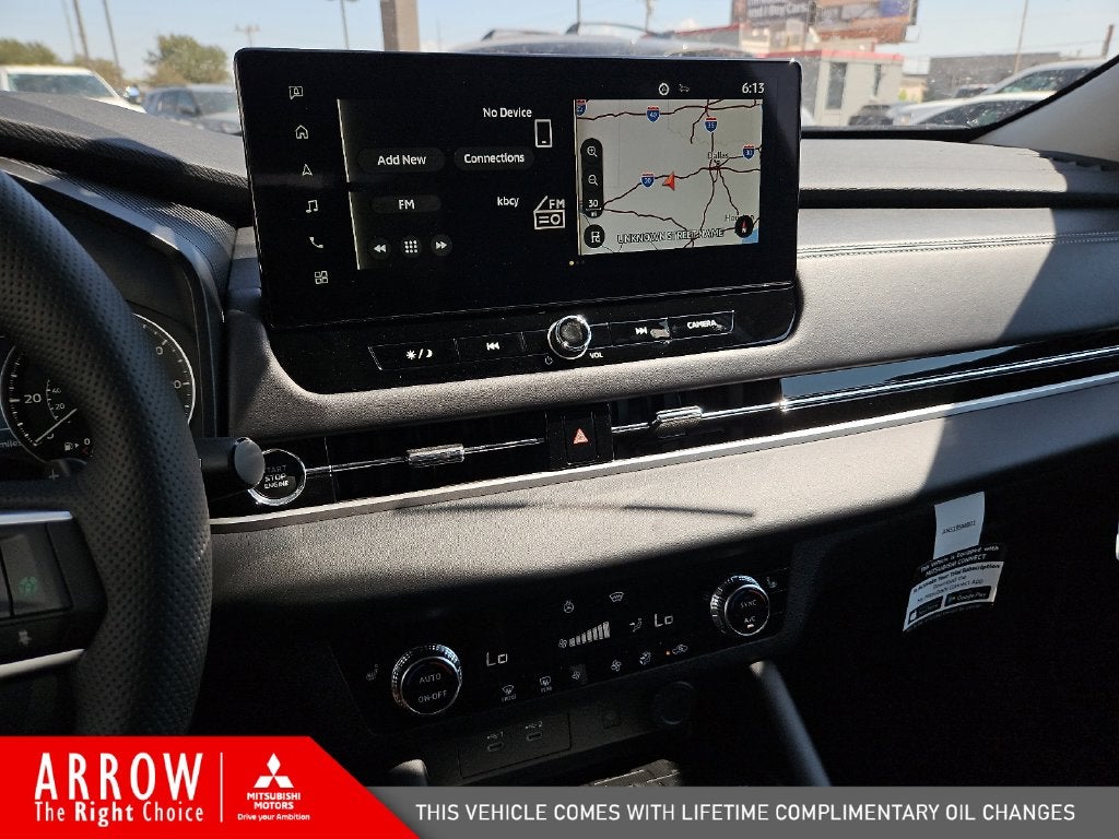 2026 Mitsubishi Outlander SE